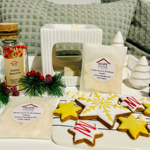 Load image into Gallery viewer, White Cocoa & Christmas Cookies Wax Melts