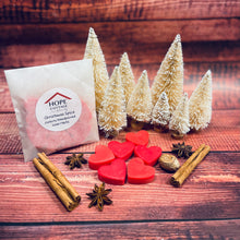 Load image into Gallery viewer, Christmas Spice Wax Melts