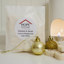 Load image into Gallery viewer, Vanilla & Anise Wax Melts