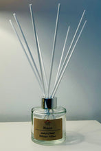 Load image into Gallery viewer, Blanc Reed Diffuser
